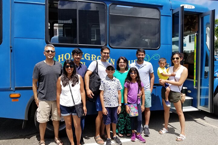 Martha Vineyard Bus Tour