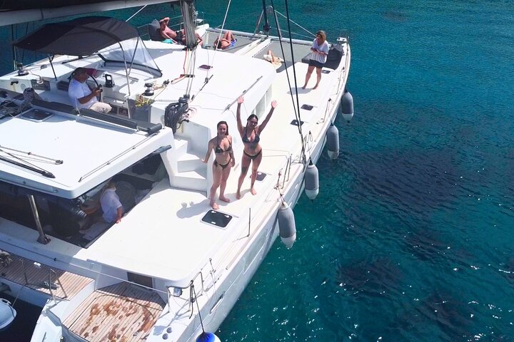 Kos: Small-Group Full-Day Catamaran Boat Trip, Meal, Drinks &Swim