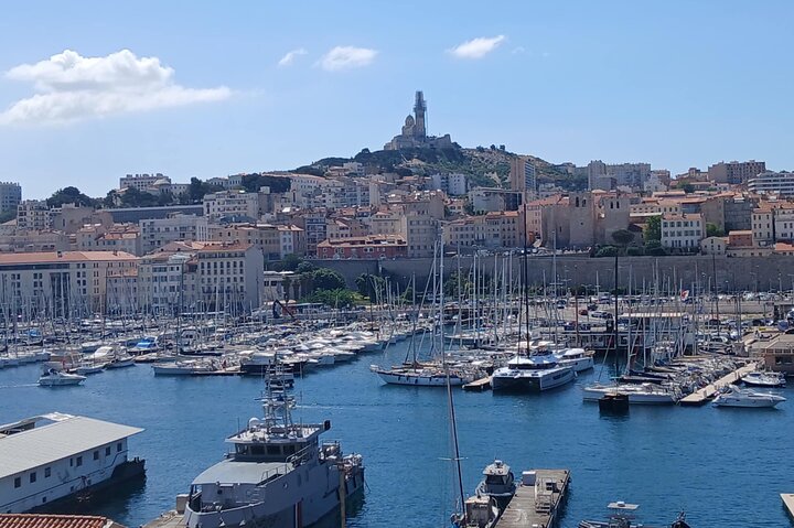 Cassis, the beautifull Calanques & Marseille hightlights