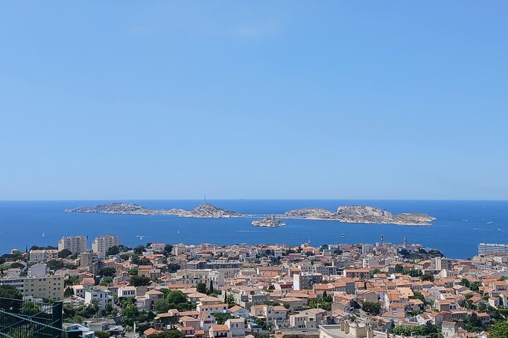 Cassis, the beautifull Calanques & Marseille hightlights