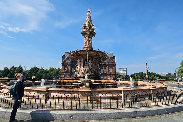 Edinburgh: Privately Guided Day Tour of Glasgow in Luxury Minivan