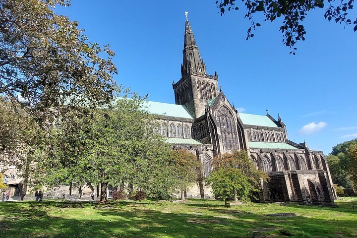 Edinburgh: Privately Guided Day Tour of Glasgow in Luxury Minivan