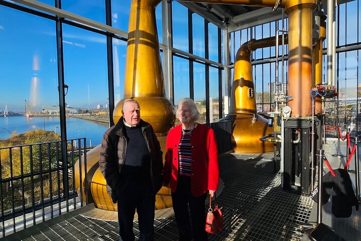 Edinburgh: Privately Guided Day Tour of Glasgow in Luxury Minivan
