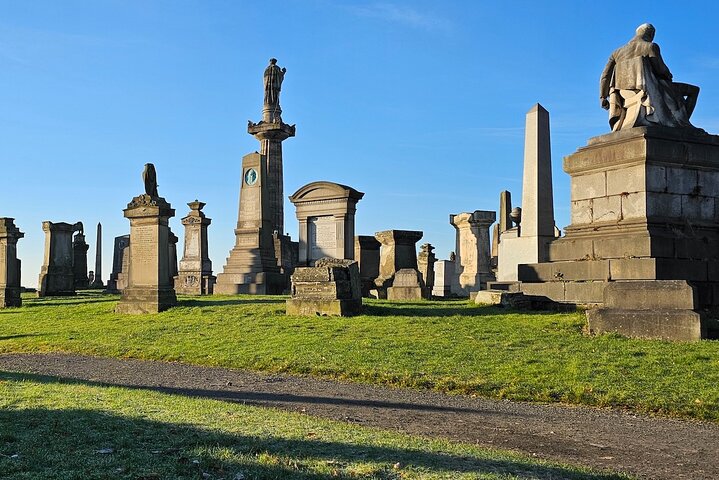 Edinburgh: Privately Guided Day Tour of Glasgow in Luxury Minivan