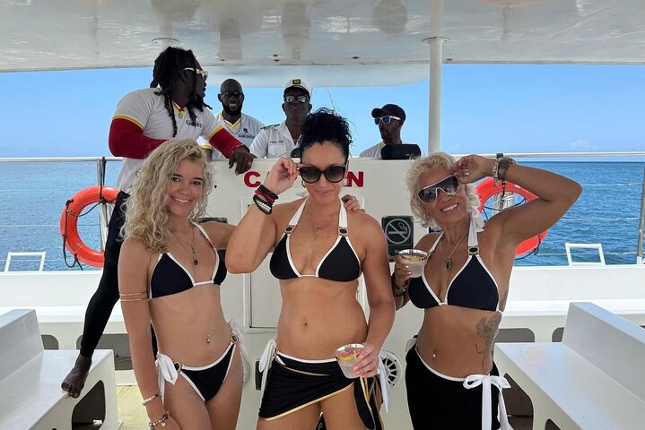 Party Catamaran Sunset Ricks Cafe Negril Open Bar and DJ