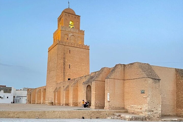 Private Luxury Tour: Kairouan, El Jem & Monastir or Sousse