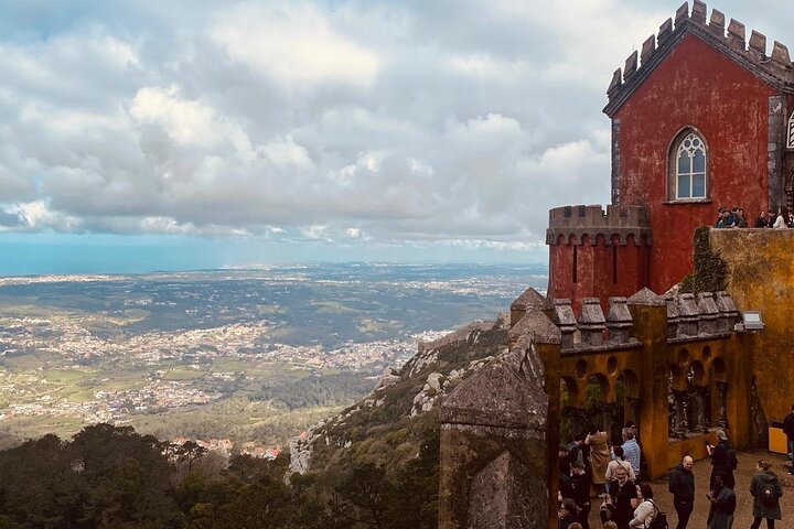 Half-Day Sintra: Pena Palace & Regaleira Small-Group Tour