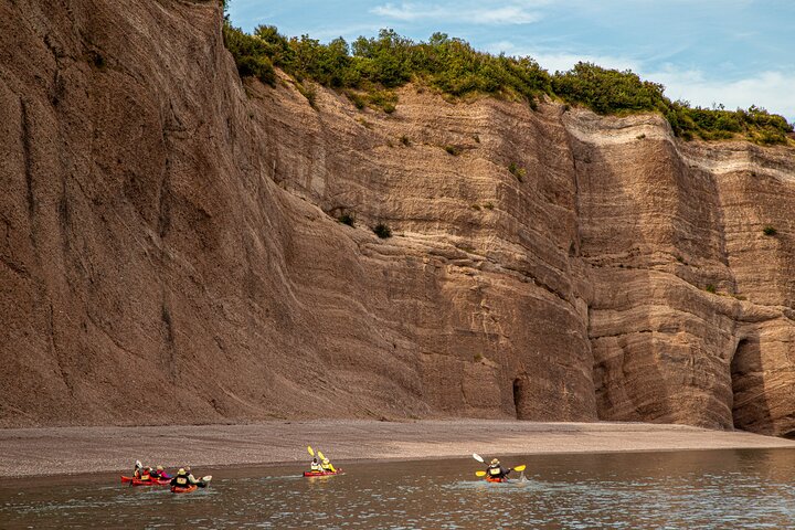 Kayak the Bay of Fundy Sea Caves