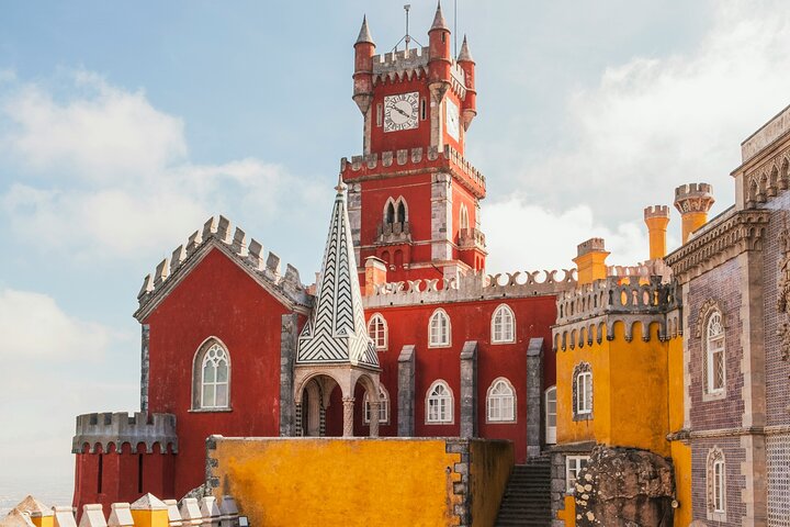 Half-Day Sintra: Pena Palace & Regaleira Small-Group Tour