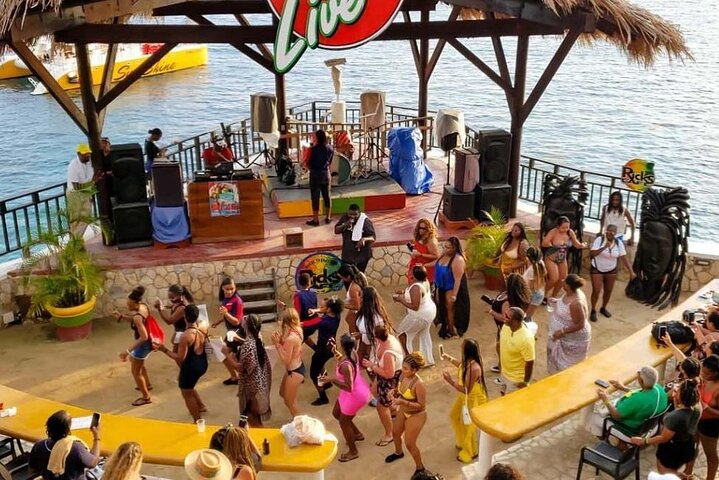 Party Catamaran Sunset Ricks Cafe Negril Open Bar and DJ
