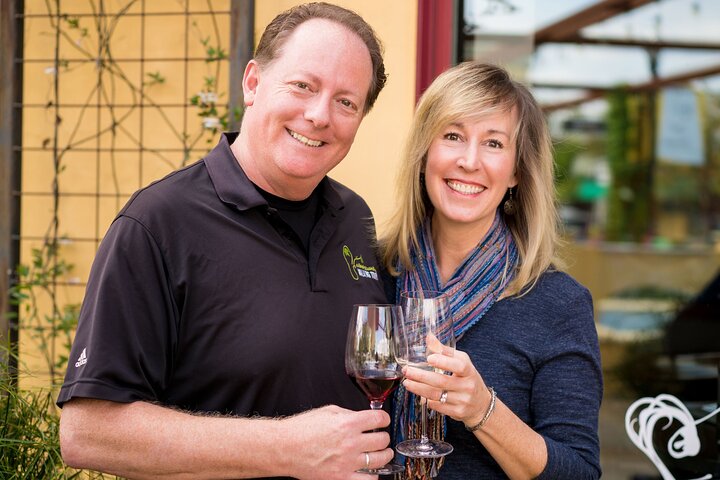 Healdsburg Wine and Food Pairing Guided Walking Tour