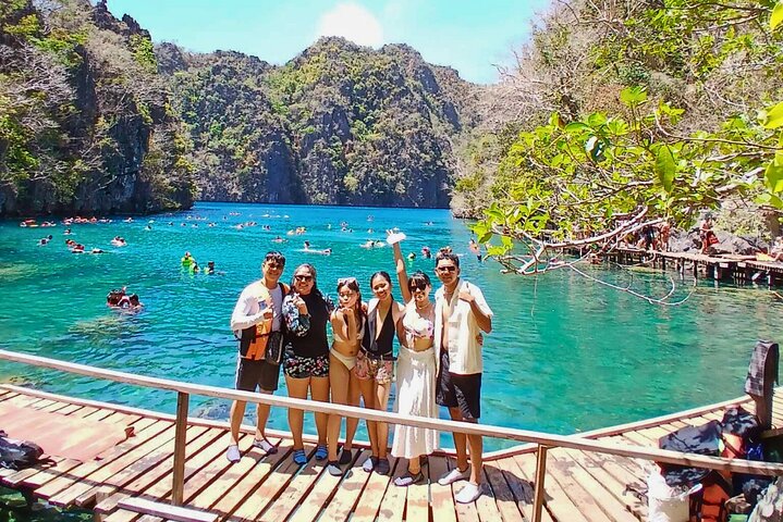 Coron Ultimate Tour: 7 Destinations with Lunch and Transfer