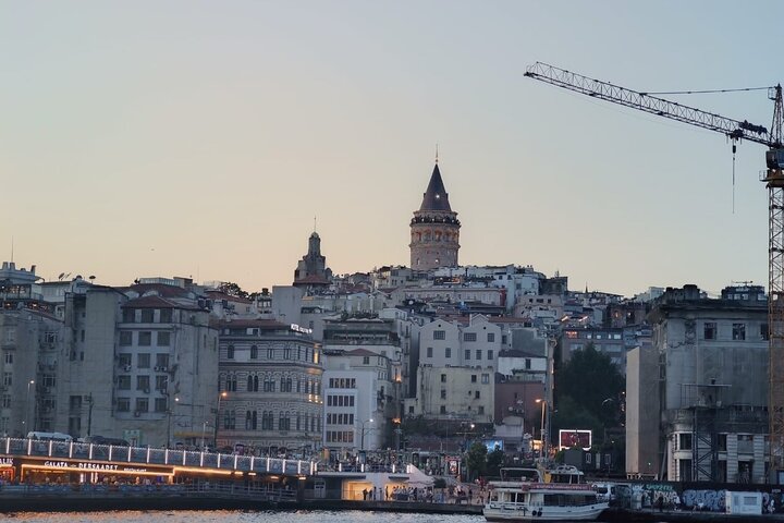 Enjoy Istanbul’s Bosphorus:2-Hour Daytime, Sunset & Night Cruises