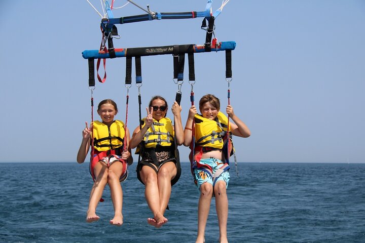 St Ignace Parasailing
