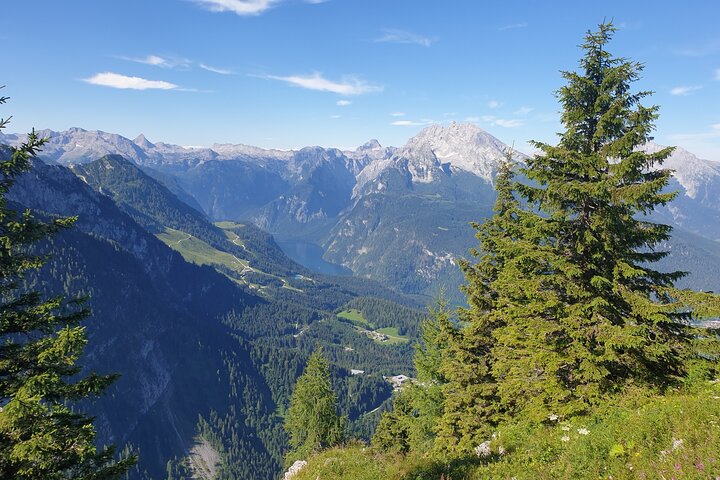 WWII Historical Eagle's Nest Guided Tour in Berchtesgaden Germany