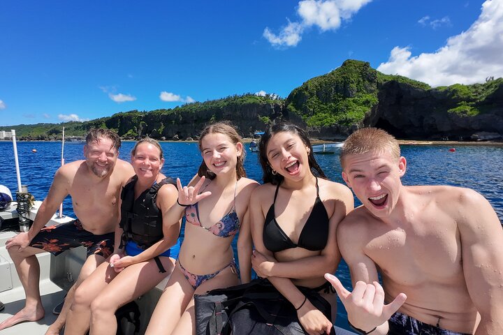 [Okinawa Blue Cave] Snorkeling with Private Guide+ Free Photos