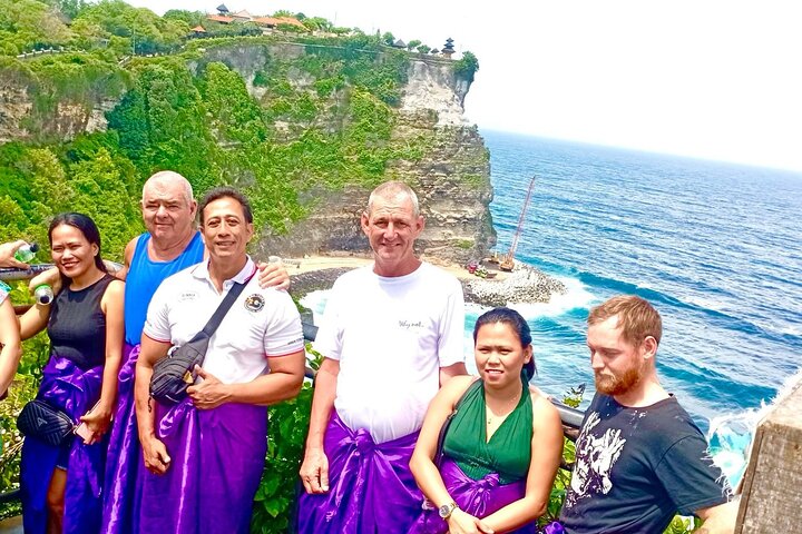 Uluwatu Temple Entry and Kecak Fire Dance Ticket