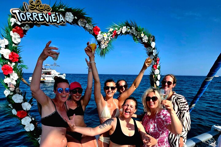 2 hour Catamaran Boat Tour