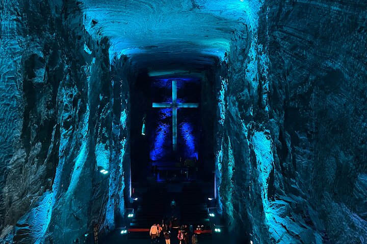 Cheapest ZIPAQUIRA & GUATAVITA LAKE Visit 5 Top Sights w/PICKUP