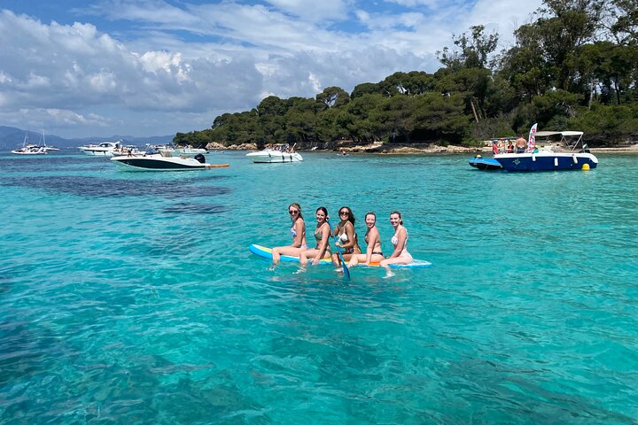 Private escape to discover Cannes & Lerins islands from the sea