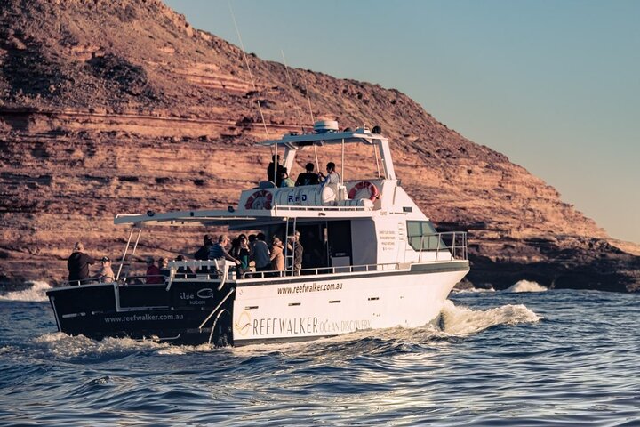Kalbarri Sunset Cruise along the Coastal Cliffs