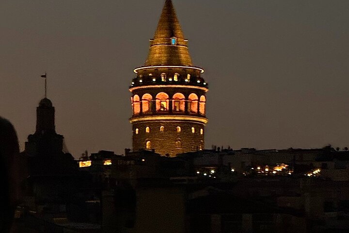 Enjoy Istanbul’s Bosphorus:2-Hour Daytime, Sunset & Night Cruises