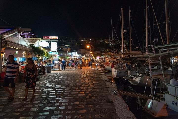 Visit Pythagorio in the evening - Bus Transfer (from east samos)