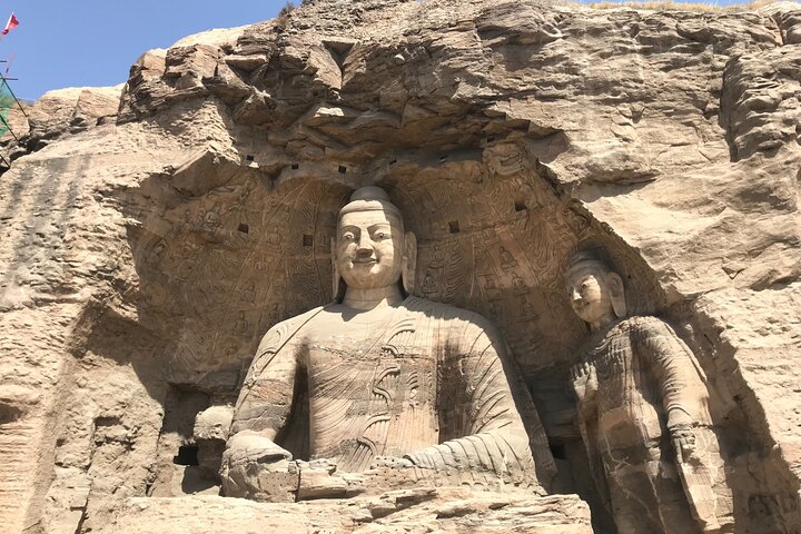 Private Day Tour to Yungang Caves from Taiyuan by fast train