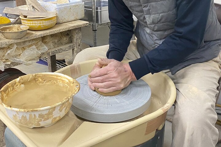 Karatsu Pottery Making