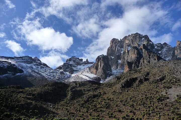 5 Days Mt Kenya Climbing Chogoria Naro Moru Route