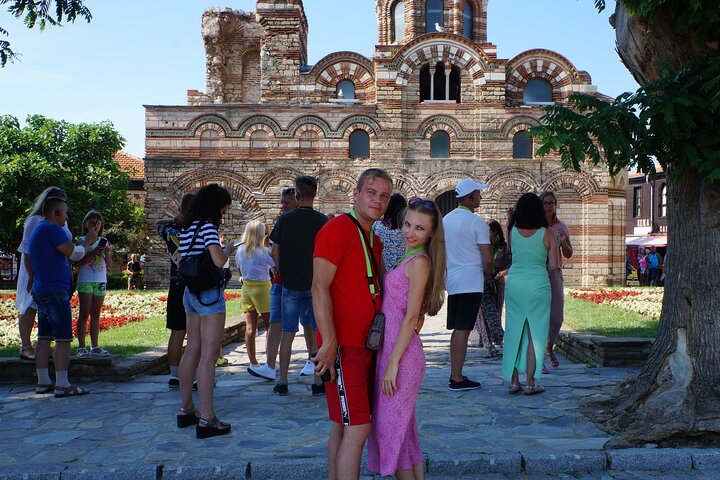 Nessebar: Audio Guide Tour Nessebar with visit to the Winery
