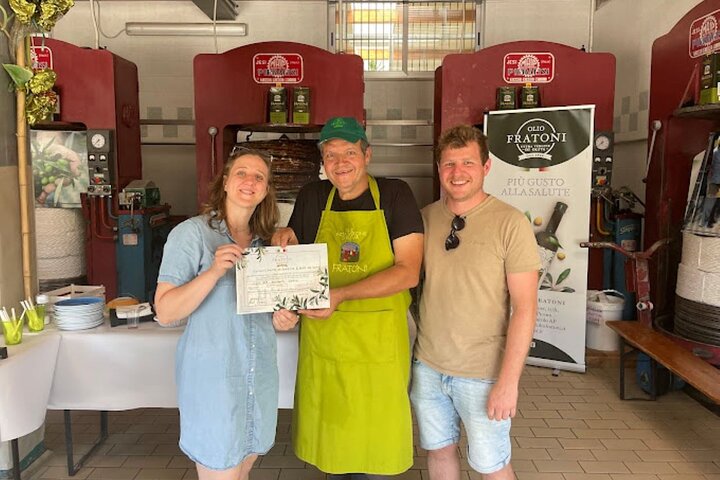 Ascoli Olive Oil Tour with Tasting and Local Food Pairing
