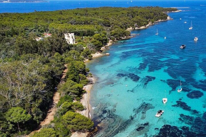 Discover the Lérins Islands and the Bay of Cannes by Private Boat