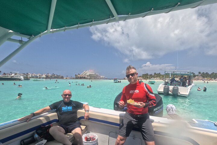 Whale Shark Tour from Cancun, Playa del Carmen, Tulum and Riviera Maya