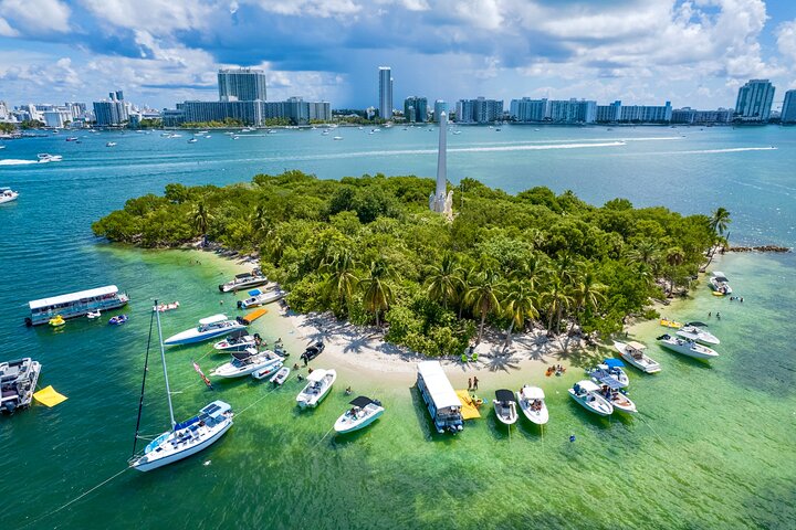 Private Miami Boat Charter: Sightseeing, Sunset & Sandbar