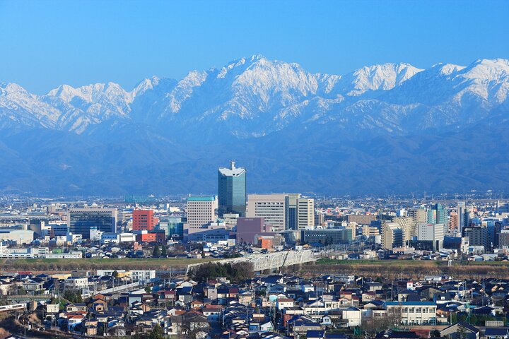 Toyama Customized Private Tour in 1 Day with Licensed Guide