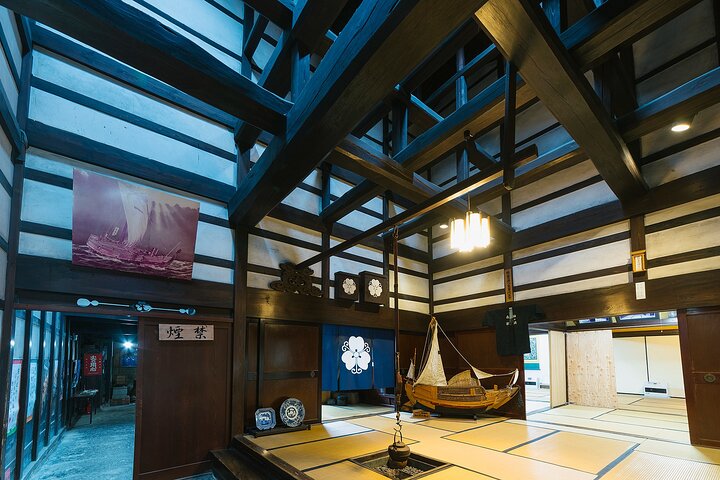 Toyama Customized Private Tour in 1 Day with Licensed Guide
