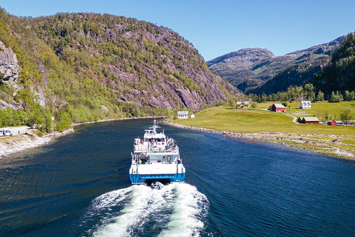 Bergen Mostraumen Fjord Cruise with Live Guide