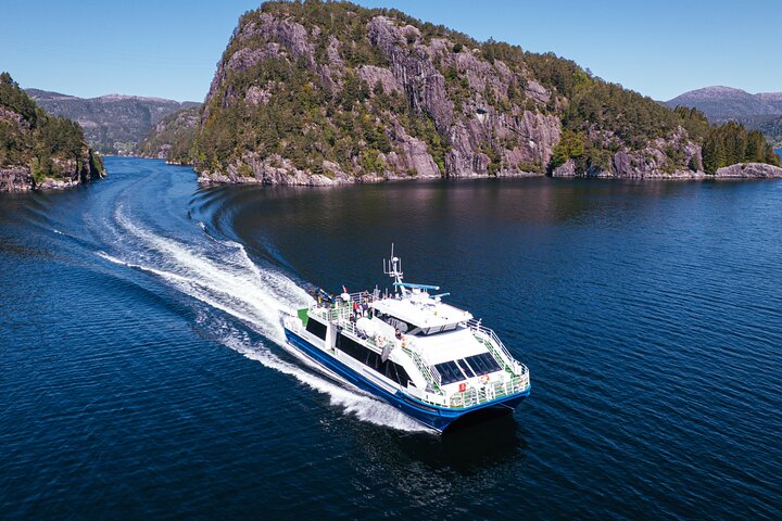 Bergen Mostraumen Fjord Cruise with Live Guide
