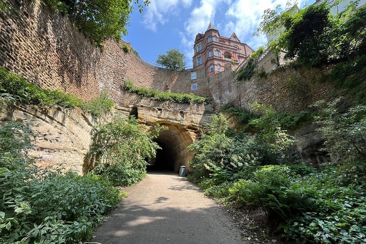 Nottingham and Robin Hood Private Guided Walking Tour
