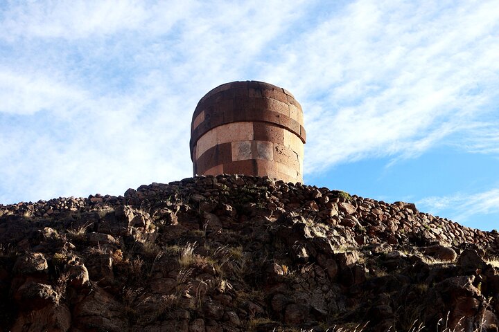 Full-Day Tour of Uros, Taquile and Sillustani from Puno