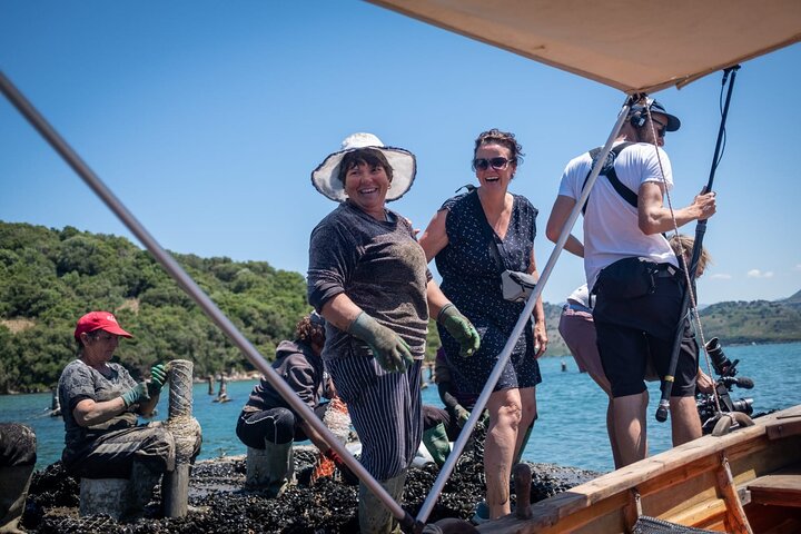 Ksamil: Mussel Sailing Tour with Food and Drink in Albania