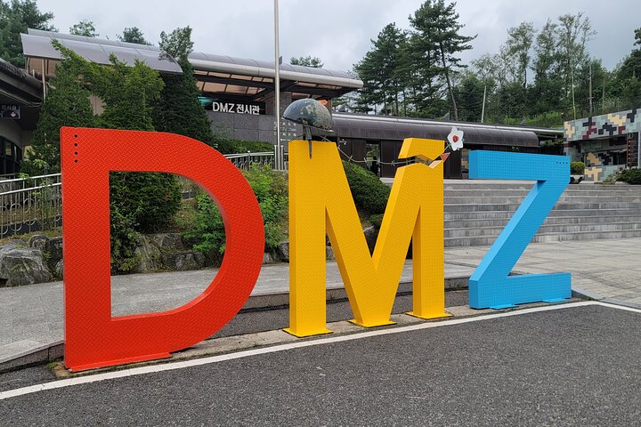 Seoul: DMZ with Retired Military Officer & North Korean Defector