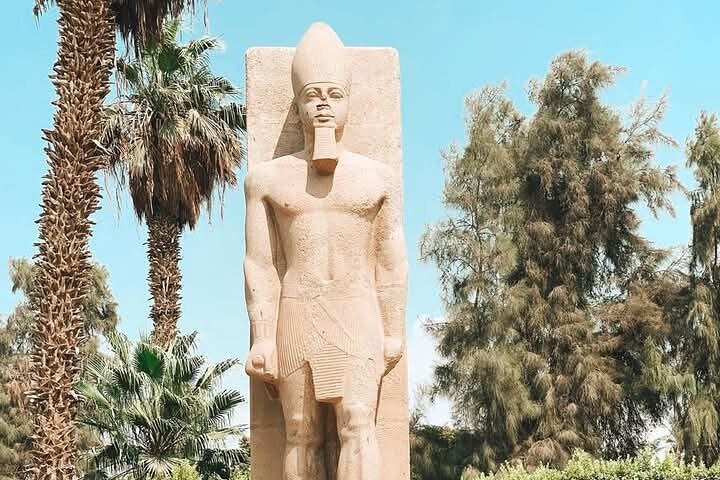 Saqqara , Memphis and Dahsur Day Tour