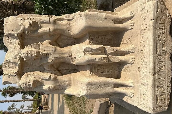 Saqqara , Memphis and Dahsur Day Tour