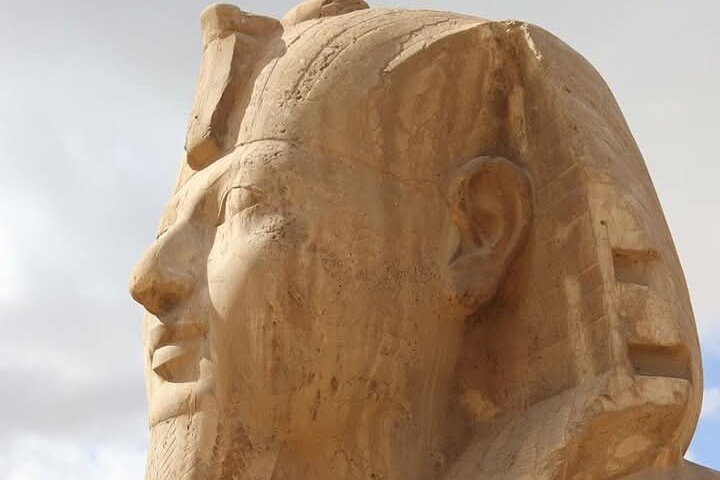 Saqqara , Memphis and Dahsur Day Tour
