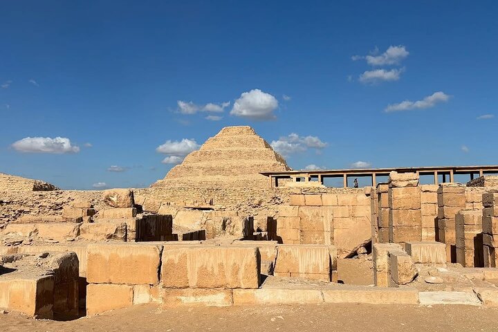 Saqqara , Memphis and Dahsur Day Tour