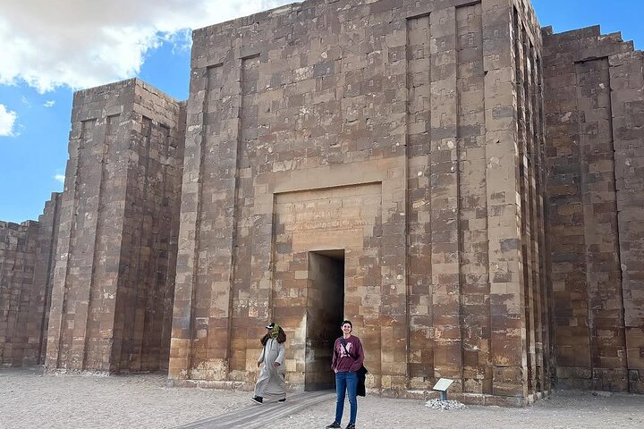 Saqqara , Memphis and Dahsur Day Tour