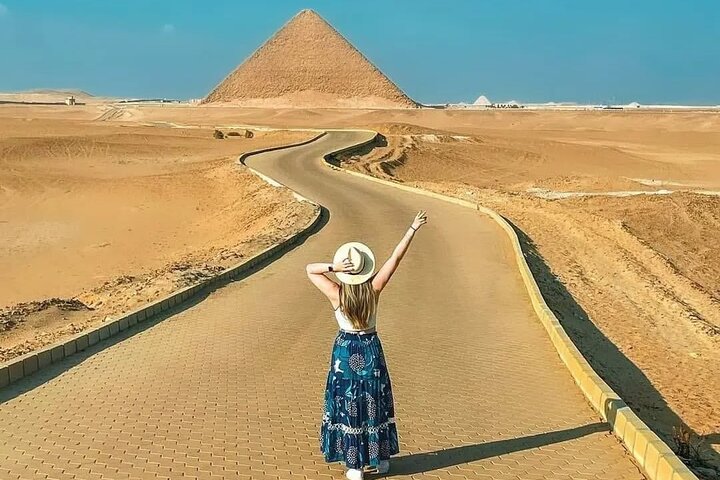Saqqara , Memphis and Dahsur Day Tour