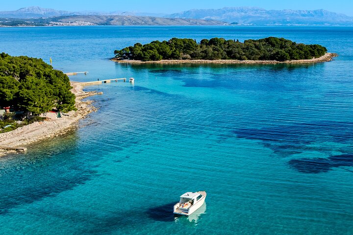 3 islands Tour from Split and Brac